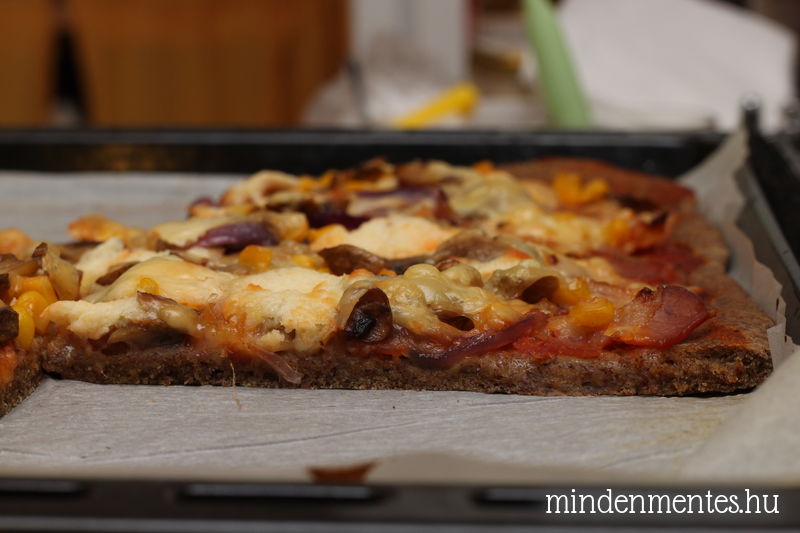 Pizza házilag: gluténmentes, teljes kiőrlésű pizzatészta