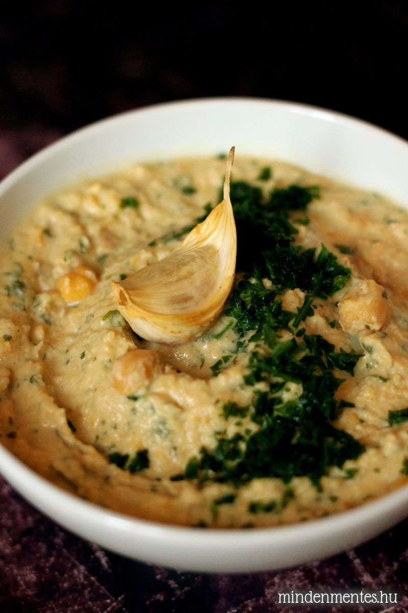 Sült fokhagymás, petrezselymes hummusz #gluténmentes #vegán |mindenmentes.hu