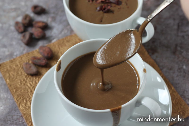Csokoládé puding teljes értékű hozzávalókból (vegán) |mindenmentes.hu