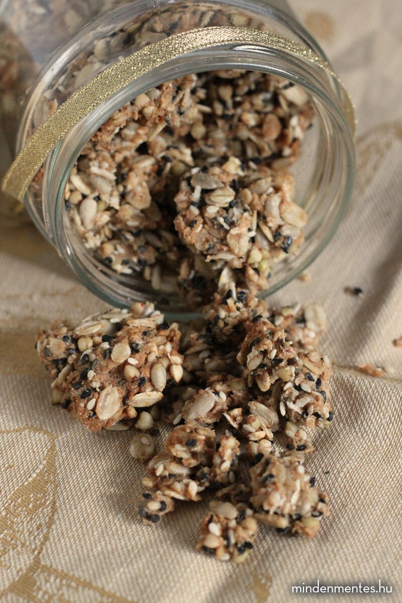 Mézeskalácsos granola (gluténmentes, vegán, TÉNÉ) |mindenmentes.hu